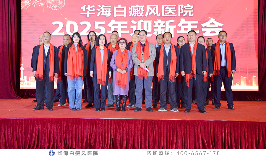 大合唱《高楼万丈平地起》.jpg