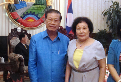 老挝副总理邀请成爱华院长尽快到老挝建分院